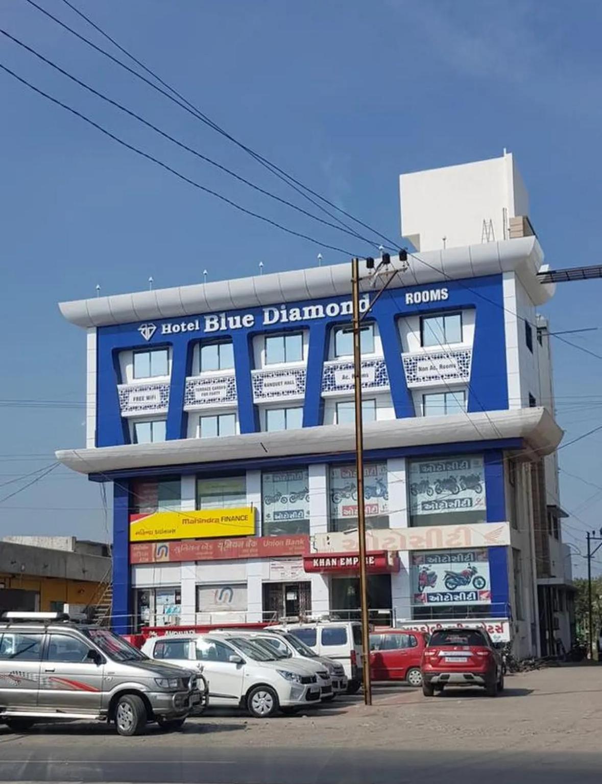 Hotel Bluediamond Bardoli 외부 사진